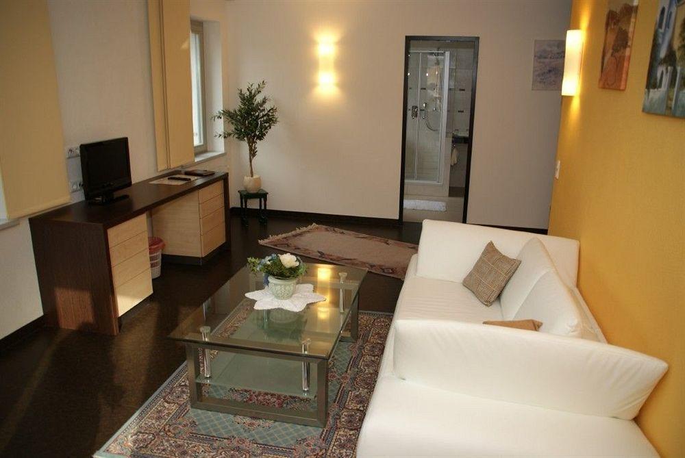 Radlhotel Wassertrüdingen Εξωτερικό φωτογραφία